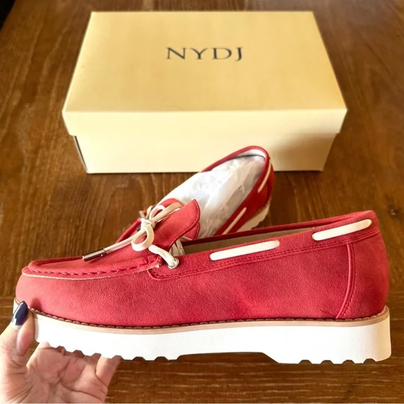 NIB coral red NYDJ Olsen boat shoes 8.5M - Picture 3 of 12